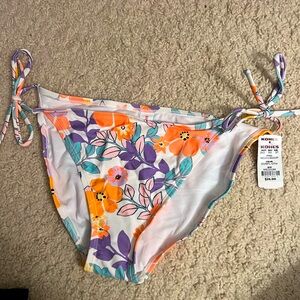 NWT bikini bottom